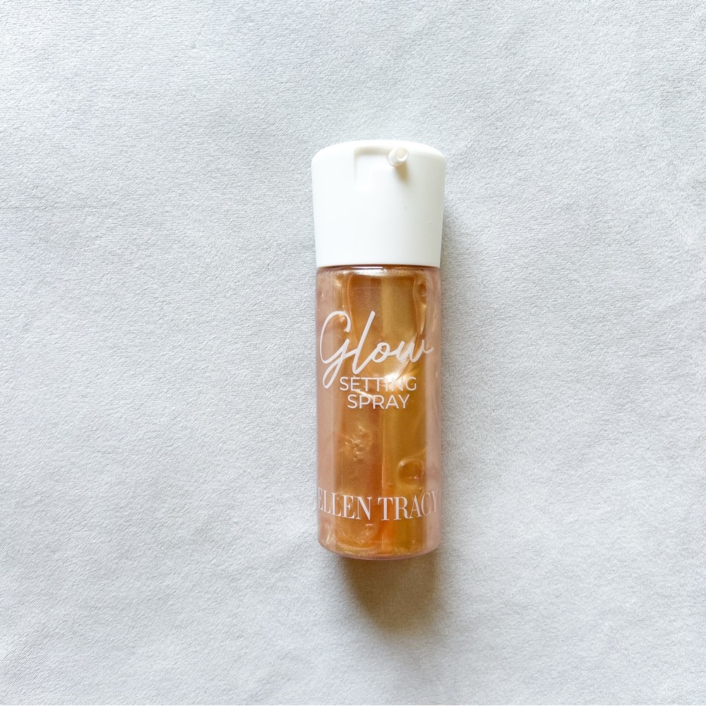 Ellen Tracy Glow Setting Spray